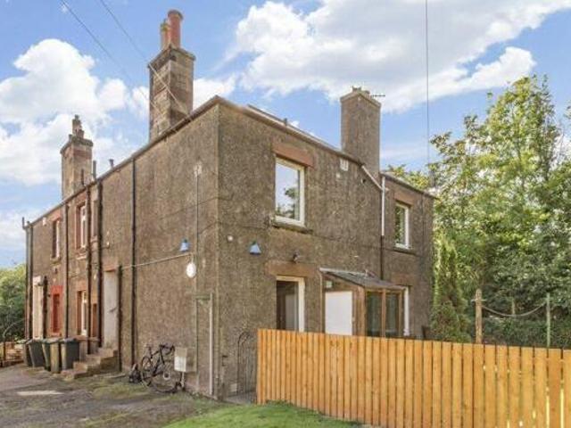 House for sale in Juniper Green, Scotland