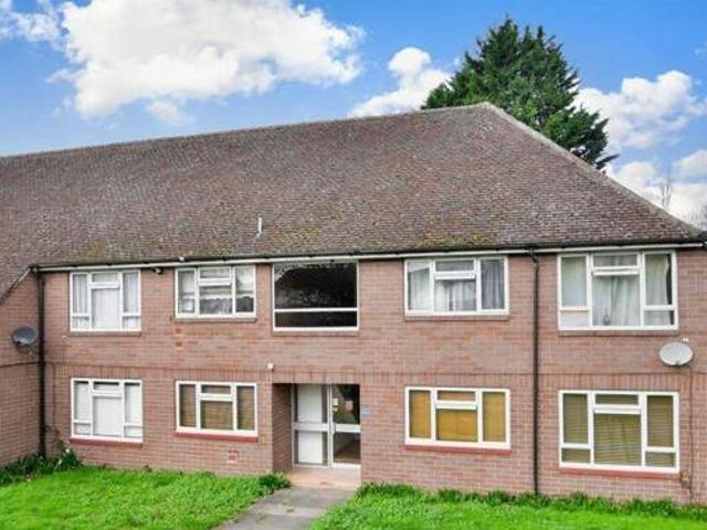 House for sale in Leatherhead, Mole Valley