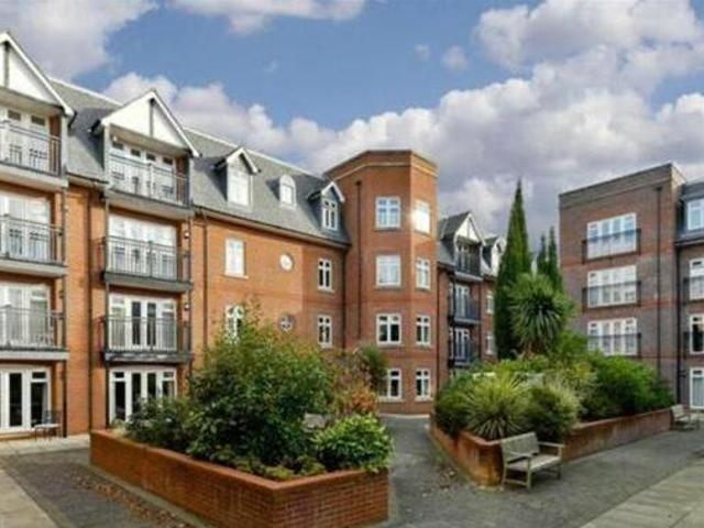 House for sale in Leatherhead, Mole Valley