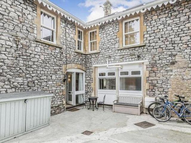 House for sale in Feckenham, City Of Bristol