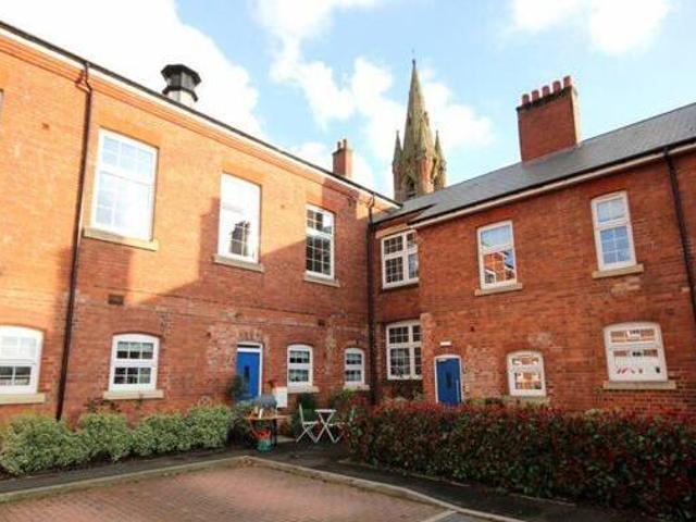 House for sale in Stourbridge, West Midlands