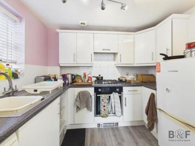 Flat for sale in Kingswood, South Gloucestershire