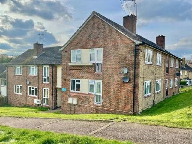 House for sale in Oakmere, Potters Bar