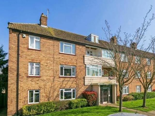 House for sale in Richmond Hill, Deepcut
