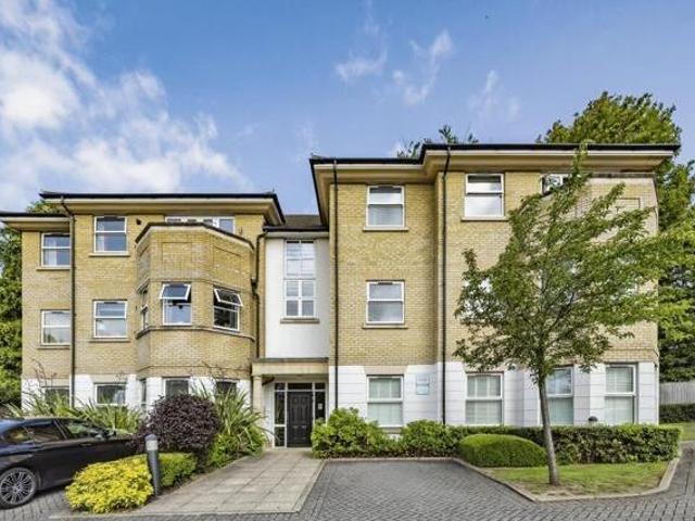 House for sale in Batchworth
