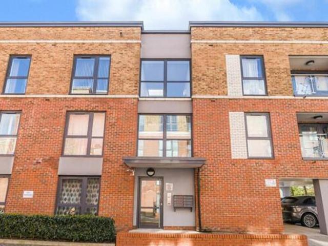 House for sale in Ruislip, Greater London