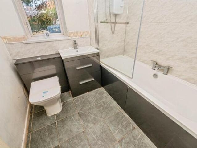 Flat for sale in Newtown, Birmingham