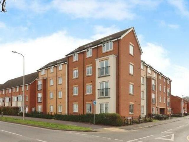 House for sale in Rugby, Warwickshire
