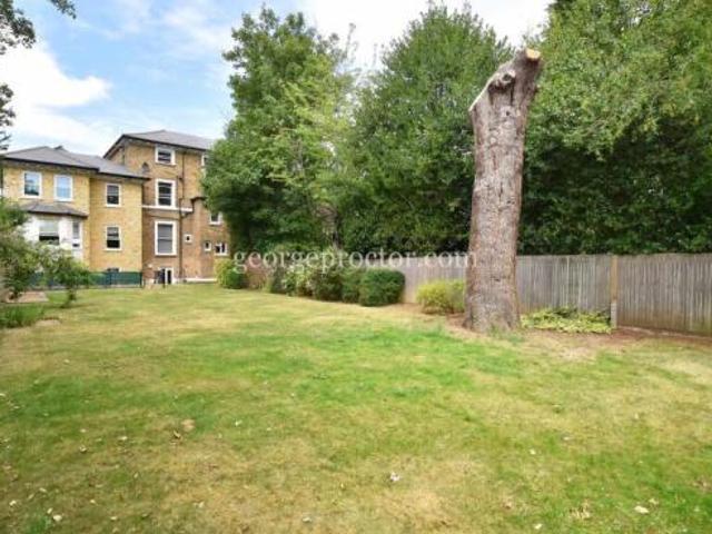 Flat for sale in Bickley, Greater London