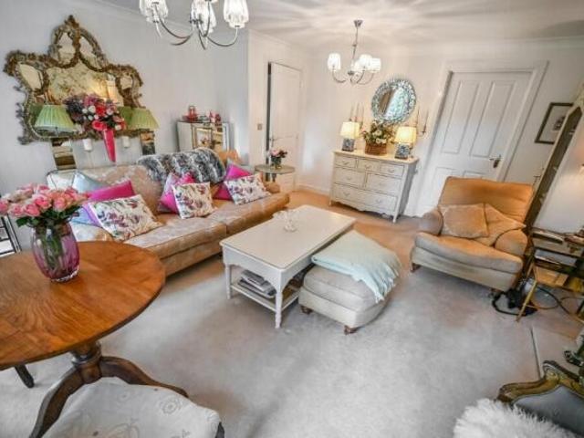 Flat for sale in West Midlands