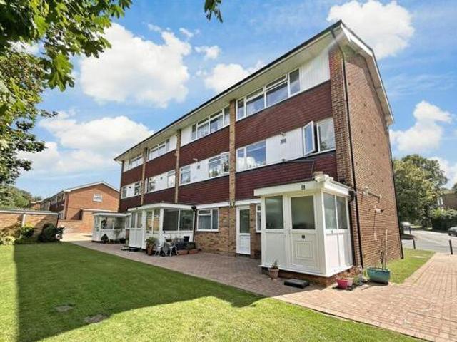 House for sale in Sutton Green, Woking