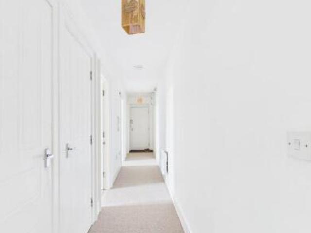 Flat for sale in Wotton Pitch, Gloucester