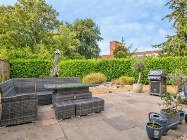 Flat for sale in St John's, Worcestershire