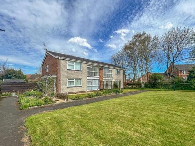 House for sale in Newcastle-under-Lyme, Staffordshire