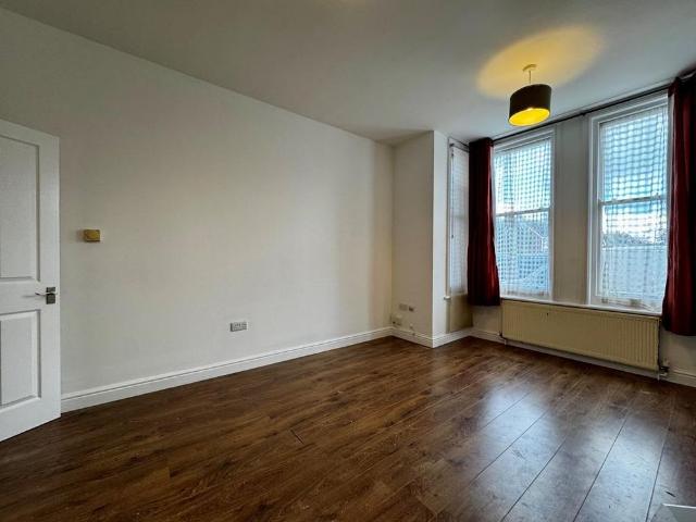 Apartment for rent in Worthing, West Sussex