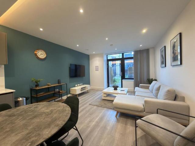 Apartment for rent in London Borough of Hounslow, Spring Grove