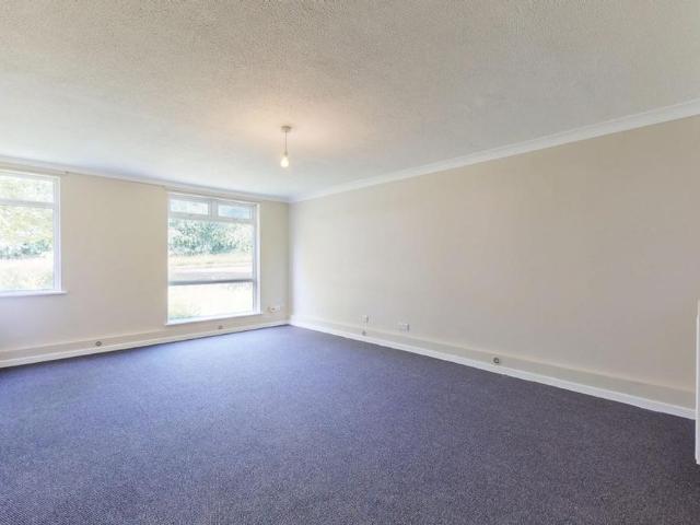Apartment for rent in Hollinswood, Telford