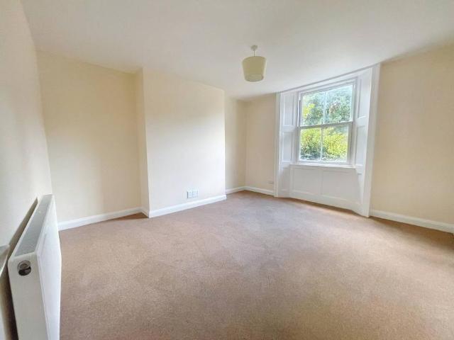 Apartment for rent in Uckfield, Cross In Hand
