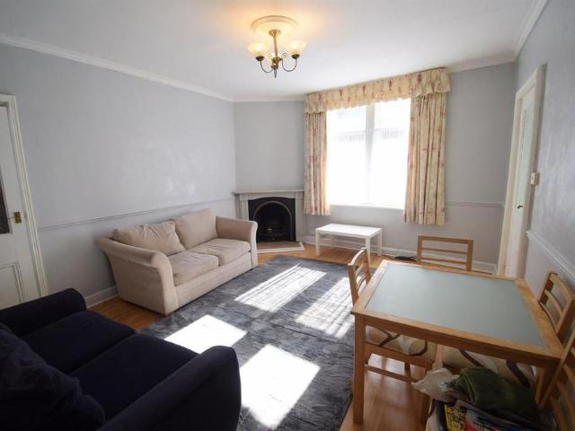 Apartment for rent in Penylan, Falcon Lodge