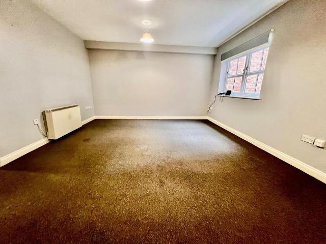 Apartment for rent in Desborough