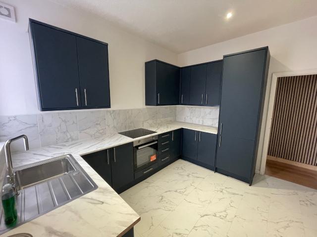 Apartment for rent in Binstead, Ryde