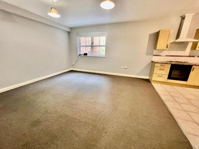 Apartment for rent in Desborough