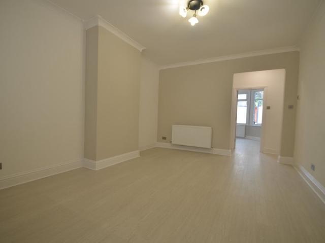 Apartment for rent in Birch Green, Lower Halliford