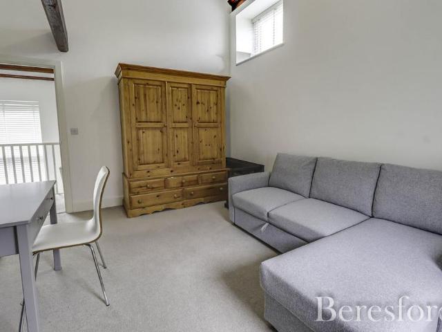 Apartment for rent in Navestock Side, Essex