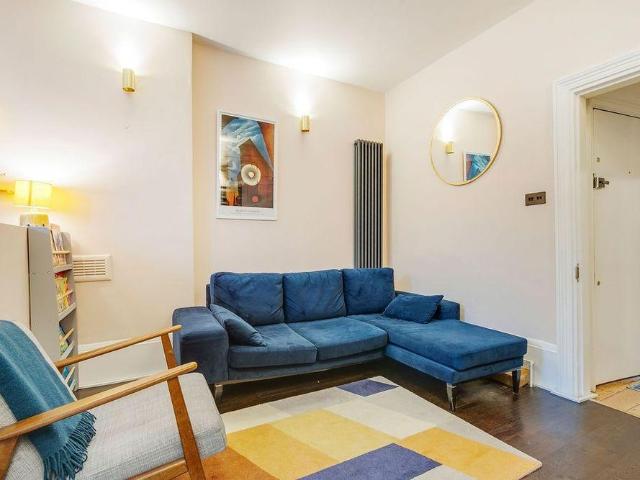 Apartment for rent in London Borough of Lewisham, Forest Hill