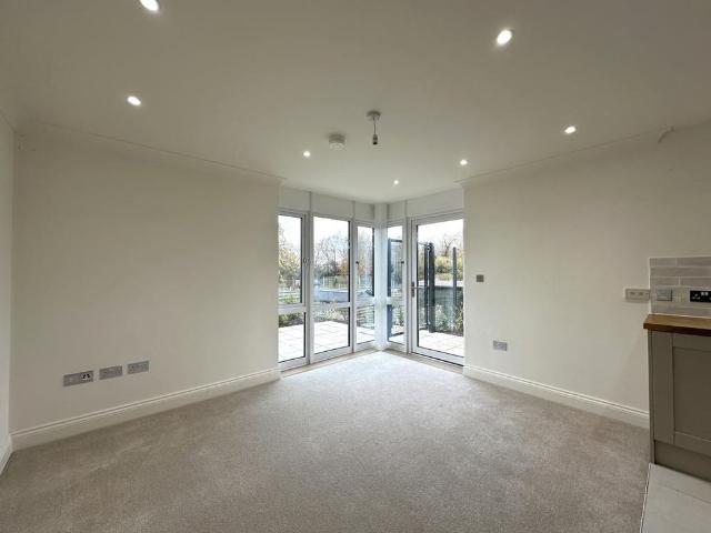 Apartment for rent in Charlton, Dromore