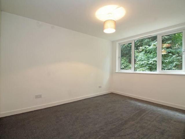 Apartment for rent in London Borough of Croydon, Greater London