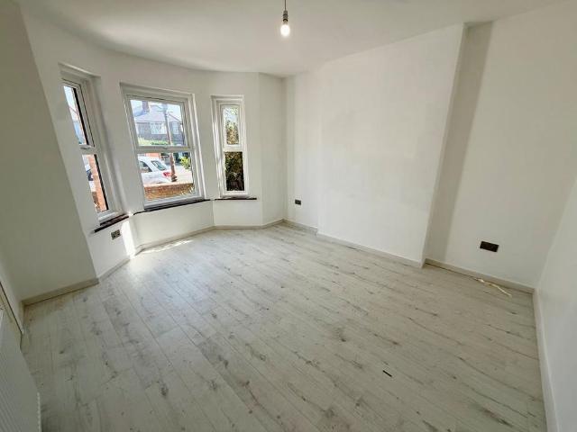 Apartment for rent in Moordown, Bournemouth