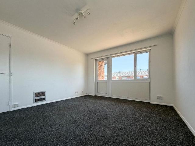 Apartment for rent in Rumwell, Somerset