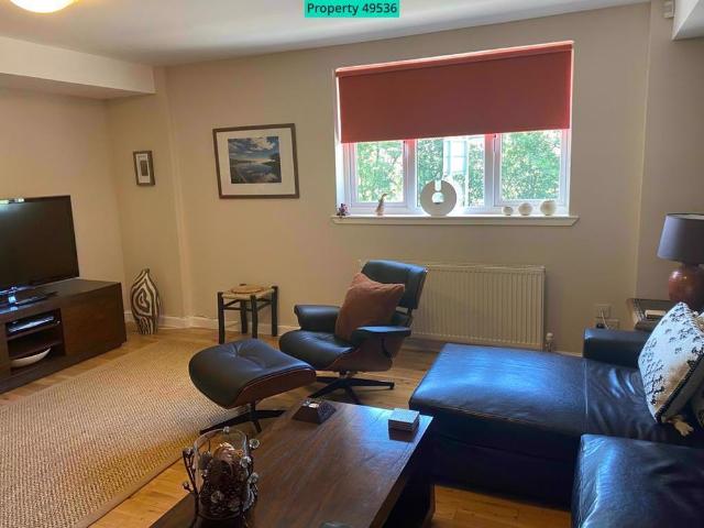 Apartment for rent in Alexandria, Scotland