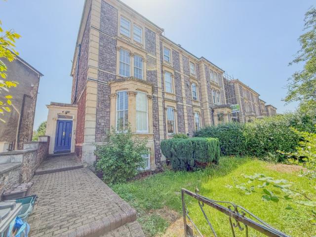 Apartment for rent in Hotwells, Feckenham
