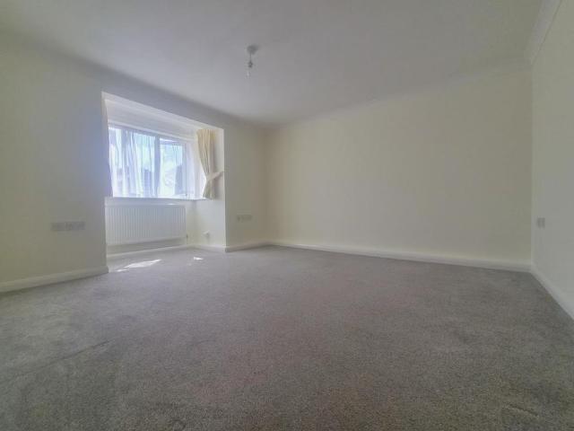 Apartment for rent in Helford, Hampshire