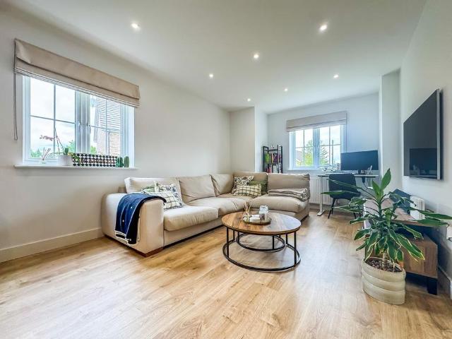 Apartment for rent in Woodditton, Barway