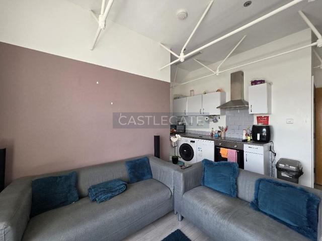 Apartment for rent in Highfields, Huddersfield
