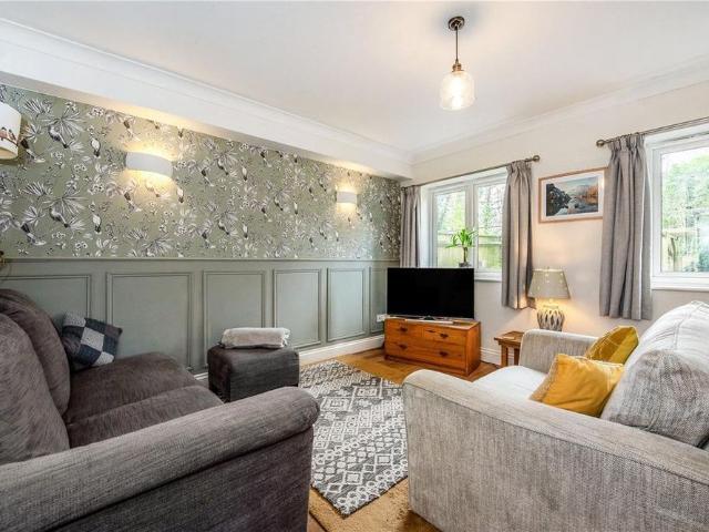 Apartment for rent in The Close, Hampshire
