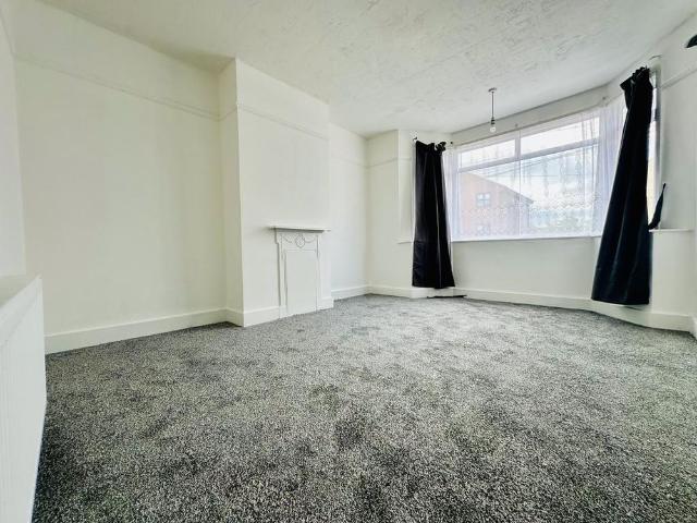 Apartment for rent in Scrattons Farm, Greater London