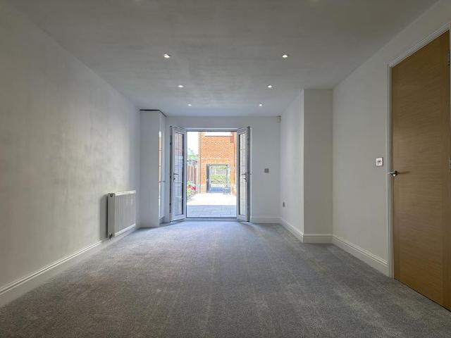 Apartment for rent in Essex