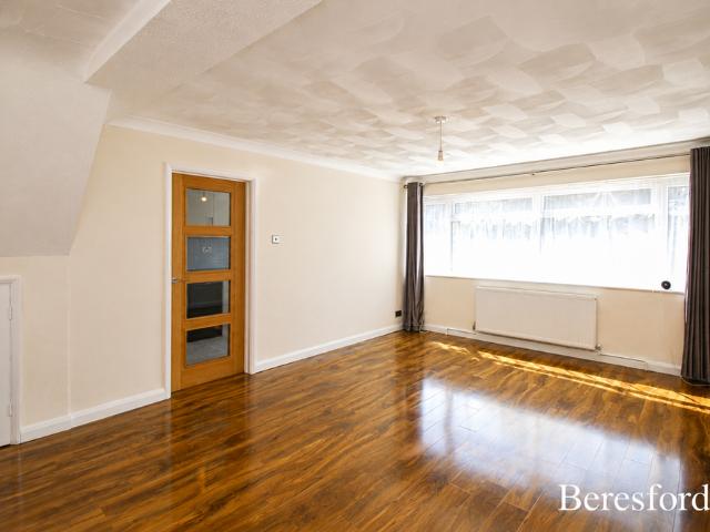 Apartment for rent in Queens Park, Billericay