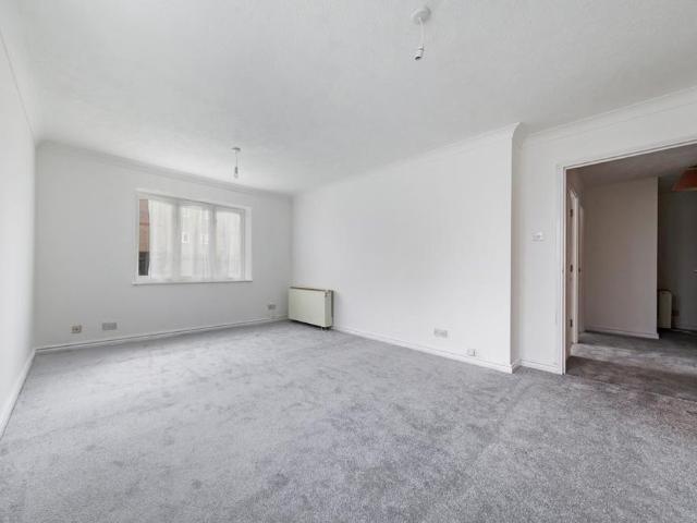 Apartment for rent in Hartley, Mount Wise
