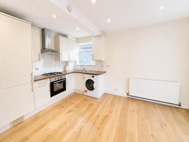 Apartment for rent in London Borough of Hounslow, Greater London