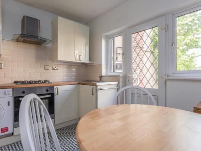 Maisonette for rent in Lane, Kirklees