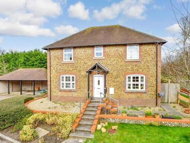 House for sale in Arundel, Clapham