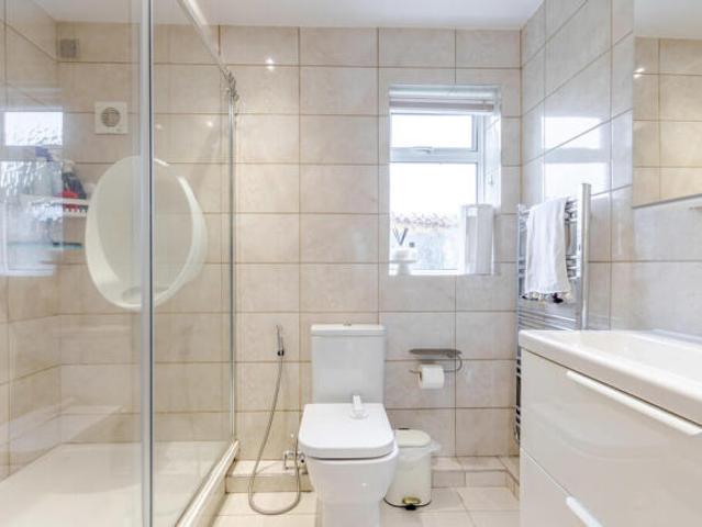 Maisonette for sale