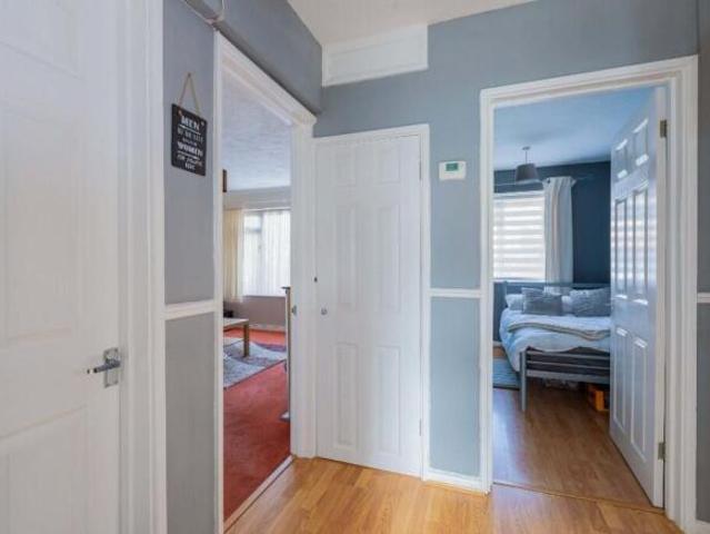 Maisonette for sale in Slough