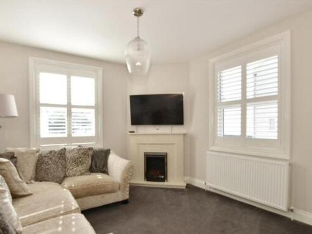 House for sale in New Town, Horsham