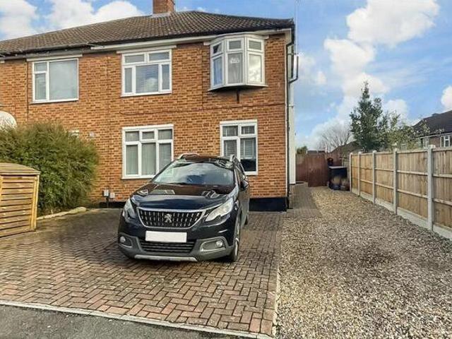 House for sale in Loughton, Epping Forest